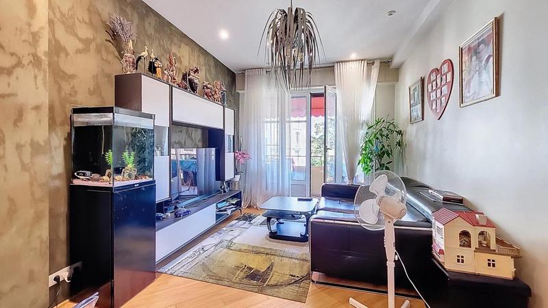 Appartement - 70 m² - 3 pièces