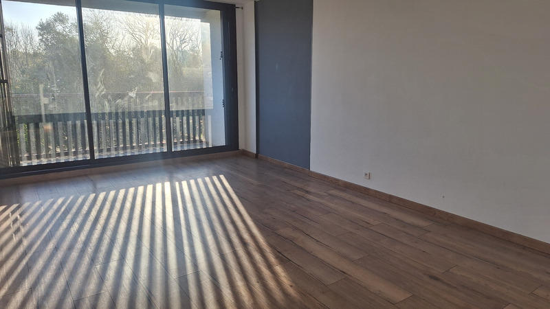 Appartement - 98 m² - 4 pièces