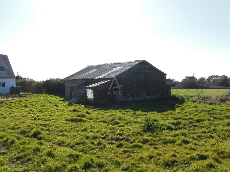 Terrain constructible - 2 300 m²