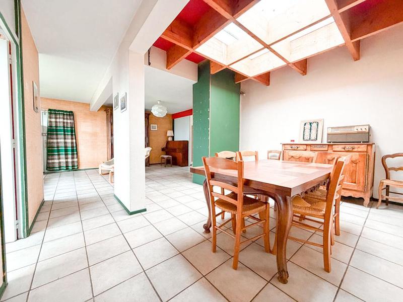 Maison - 130 m² - 7 pièces