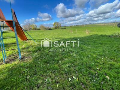 Maison - 270 m² - 10 pièces