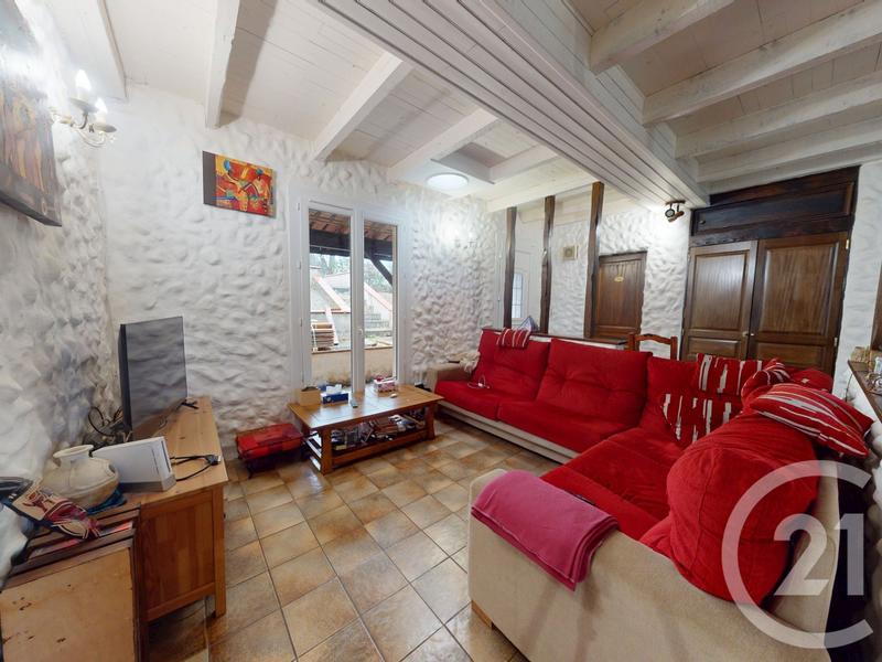 Maison - 179 m² - 7 pièces