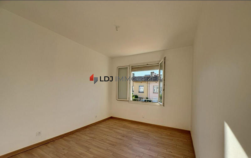 Maison traditionnelle - 124 m² - 7 pièces