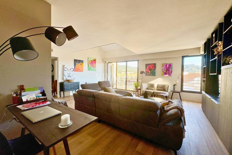 Duplex - 101 m² - 4 pièces