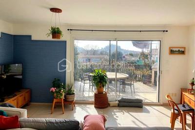 Maison traditionnelle - 106 m² - 5 pièces