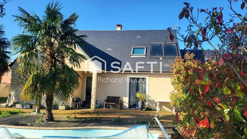 Maison - 140 m² - 5 pièces