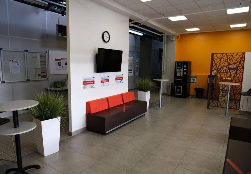 Local commercial - 6 635 m²