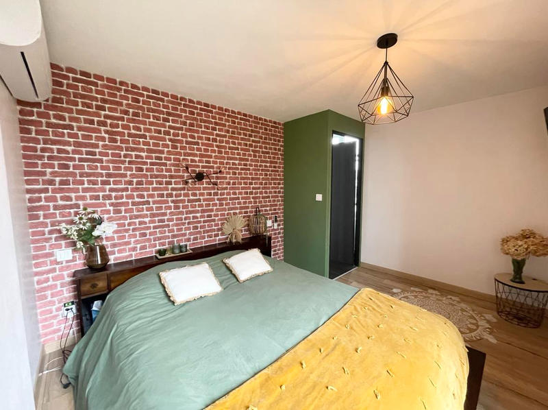 Maison - 206 m² - 6 pièces