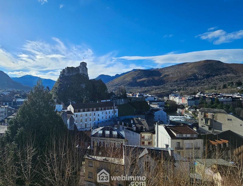 Maison de maîtres - 340 m² - 14 pièces