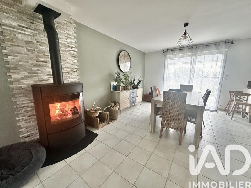 Maison - 95 m² - 4 pièces