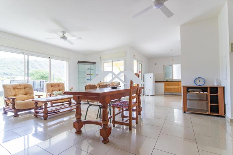 Maison traditionnelle - 95 m² - 4 pièces