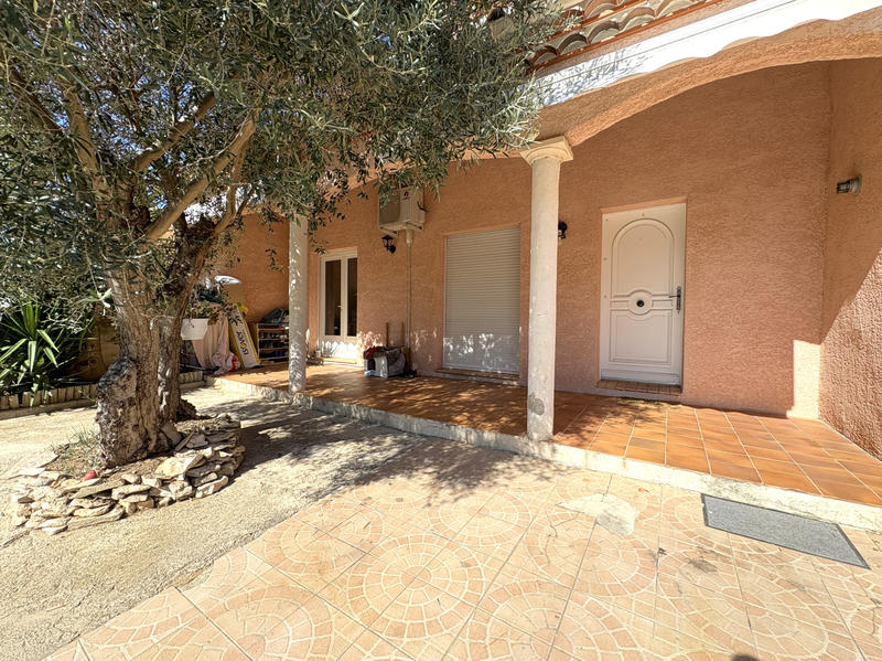Villa - 90 m² - 4 pièces