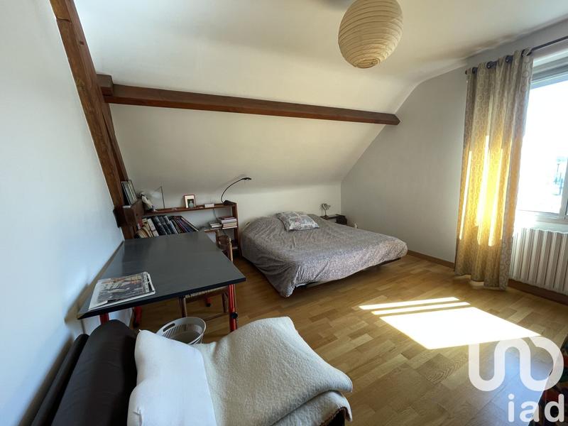 Maison - 215 m² - 7 pièces