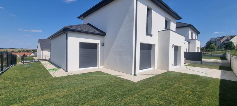 Maison - 142 m² - 6 pièces