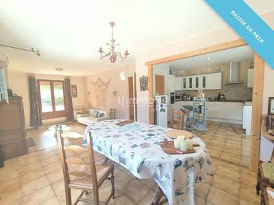 Maison - 122 m² - 4 pièces