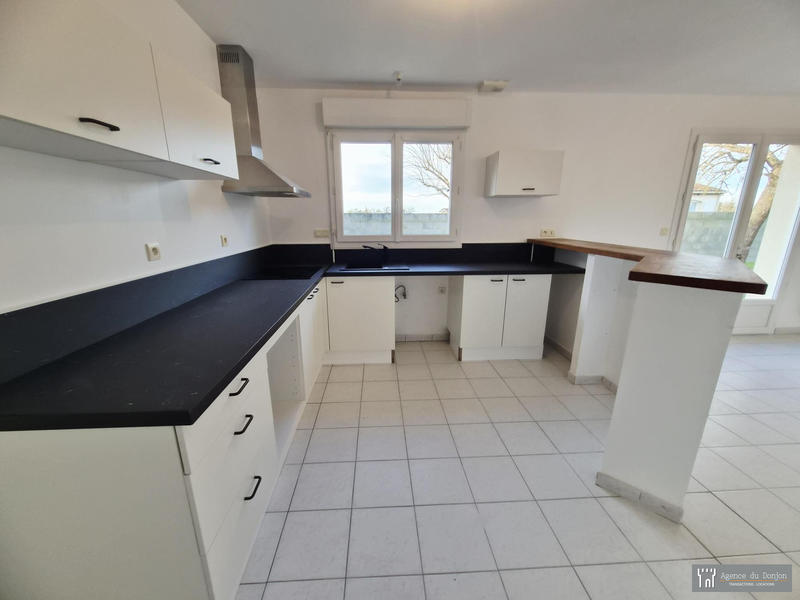 Maison - 82 m² - 4 pièces