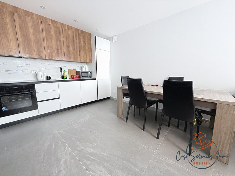 Maison - 103 m² - 4 pièces
