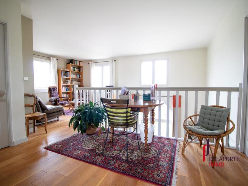 Maison - 187 m² - 8 pièces