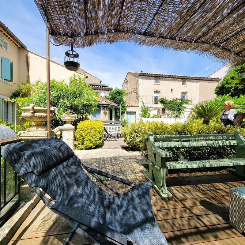 Maison - 480 m² - 12 pièces