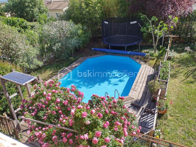 Maison - 148 m² - 7 pièces