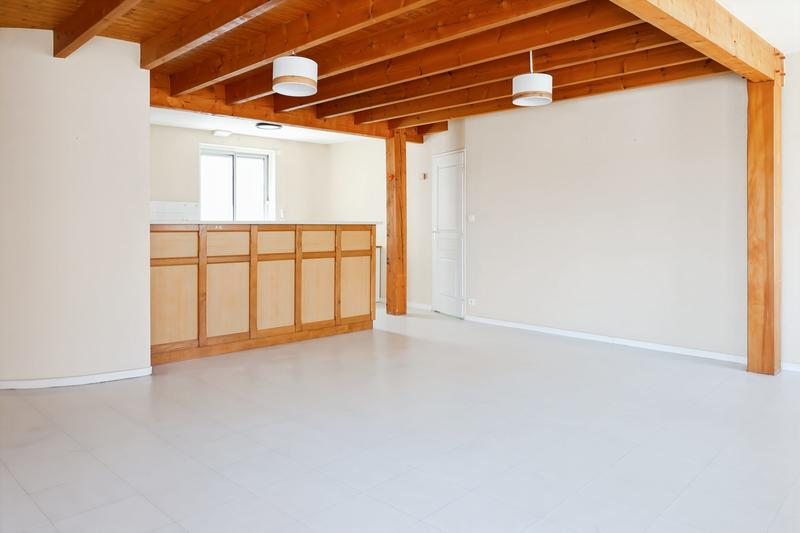 Appartement - 111 m² - 4 pièces