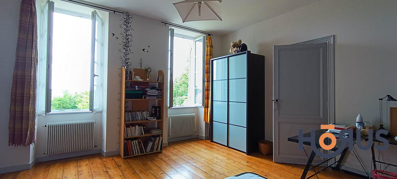 Viager - Maison - 395 m² - 8 pièces