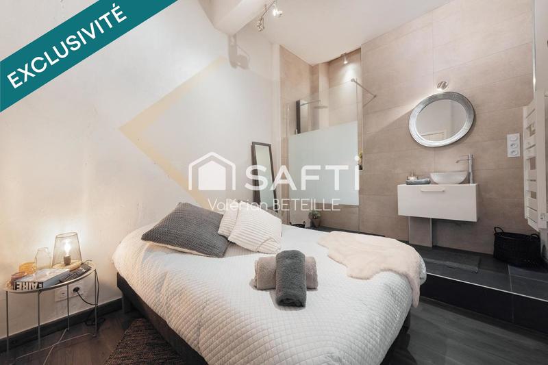 Appartement - 85 m² - 5 pièces