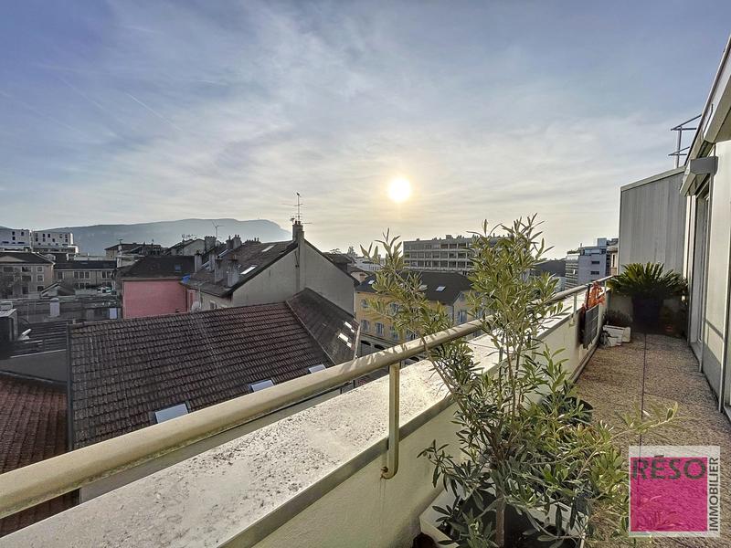 Appartement - 128 m² - 4 pièces