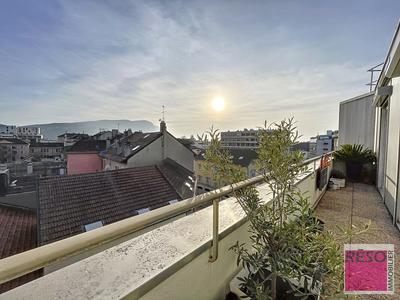 Appartement - 128 m² - 4 pièces