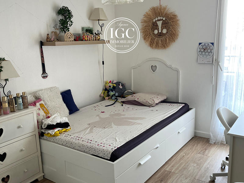 Appartement - 85 m² - 4 pièces