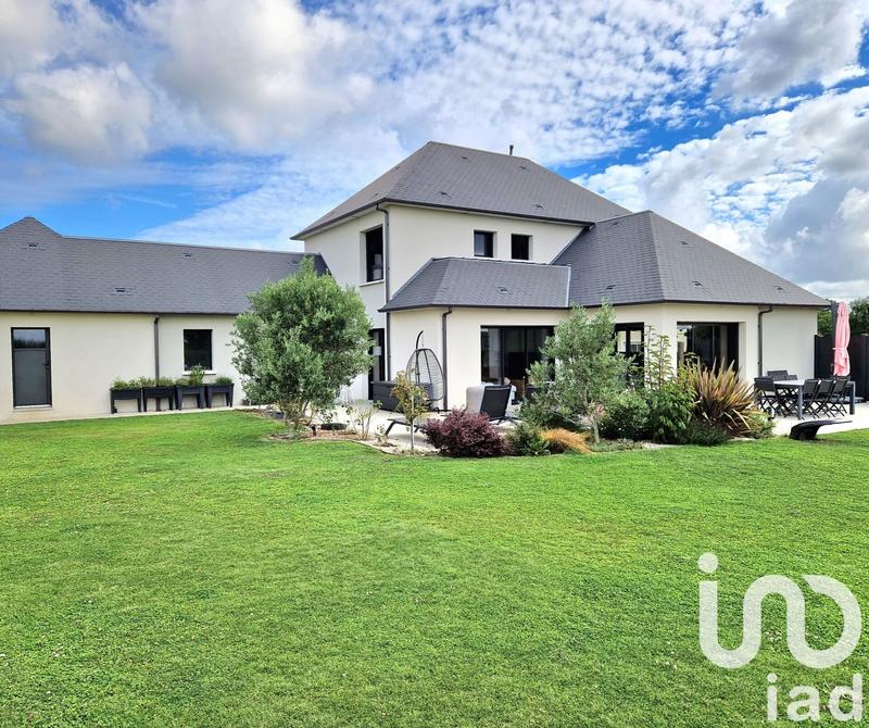 Maison - 175 m² - 10 pièces