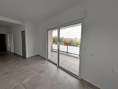 Appartement - 57 m² - 3 pièces