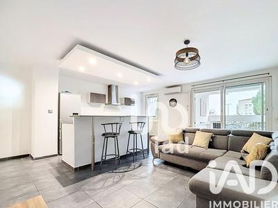 Appartement - 60 m² - 3 pièces