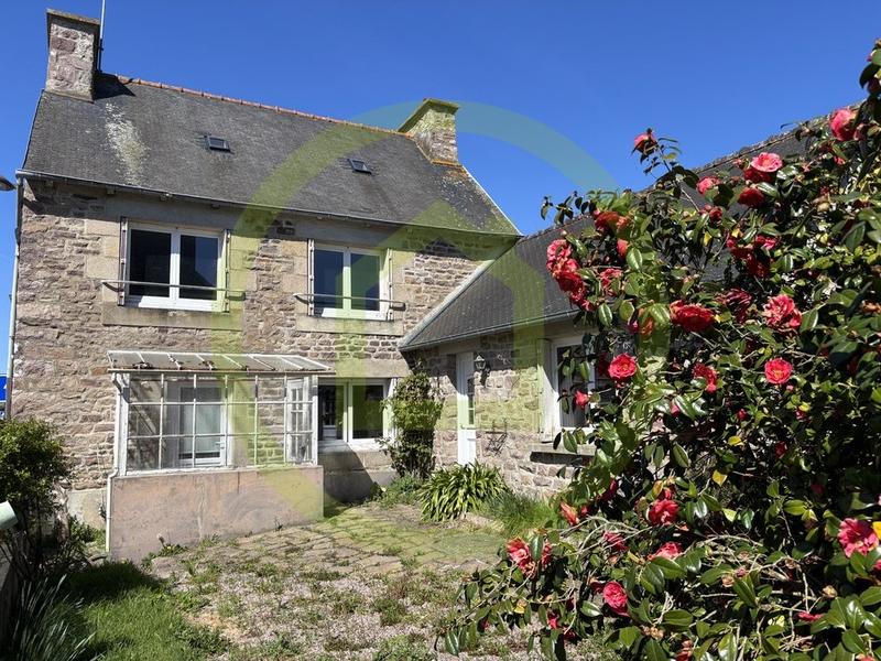 Maison - 104 m² - 5 pièces