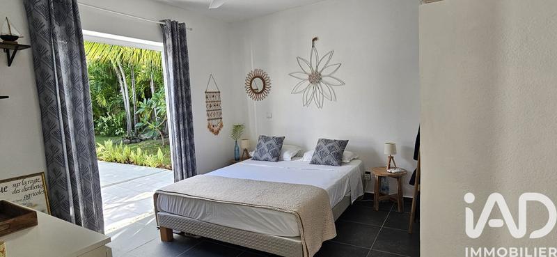 Maison - 230 m² - 6 pièces