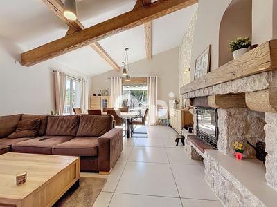 Maison - 91 m² - 4 pièces