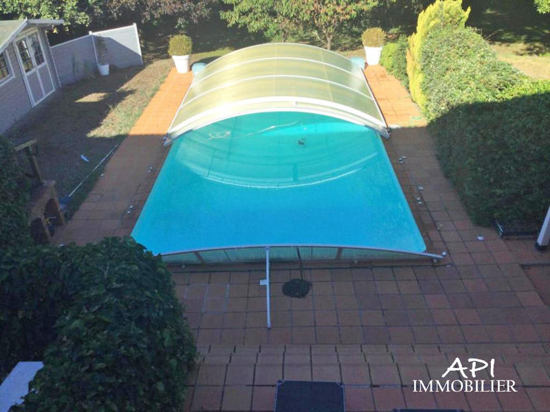 Maison - 200 m² - 7 pièces