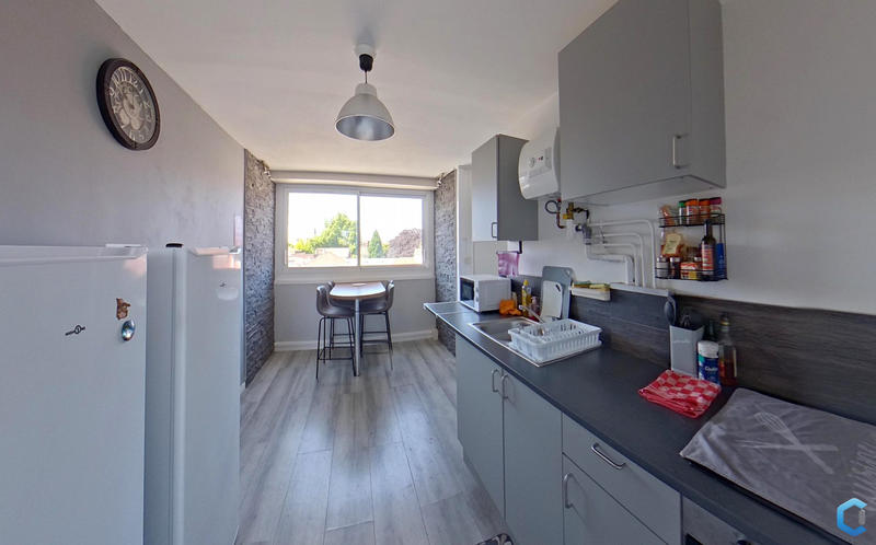 Appartement - 79 m² - 4 pièces