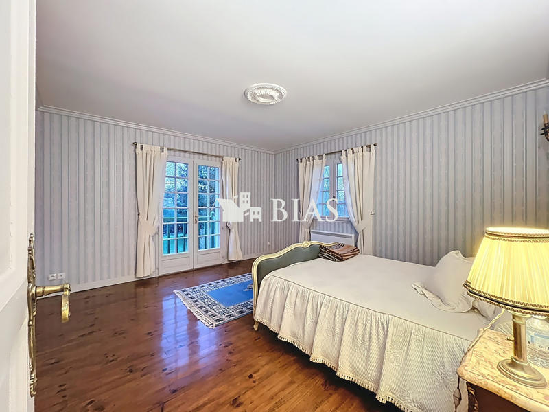 Maison ancienne - 155 m² - 6 pièces