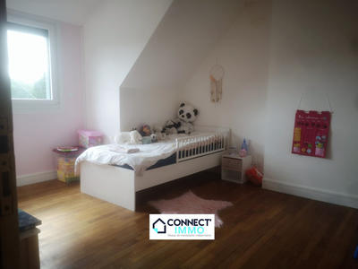 Maison - 95 m² - 5 pièces