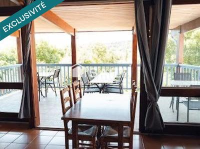 Local commercial - 216 m² - 10 pièces