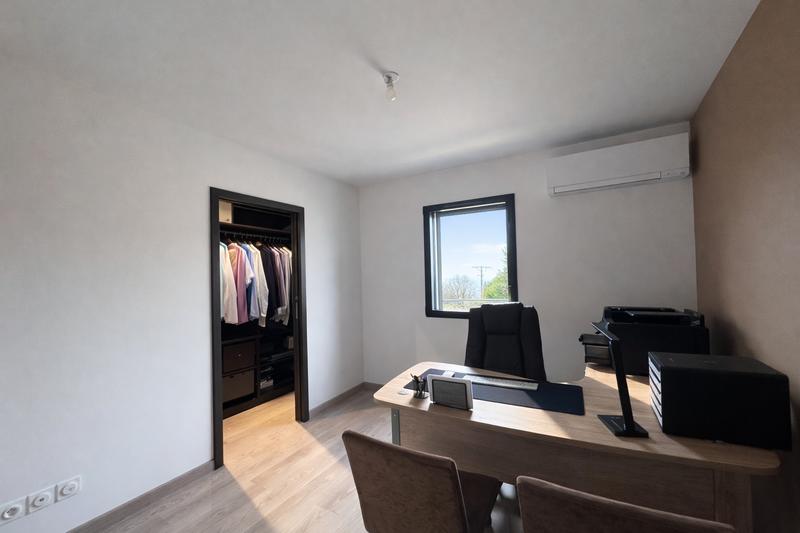 Maison - 145 m² - 6 pièces