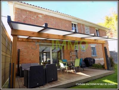 Maison - 212 m² - 10 pièces