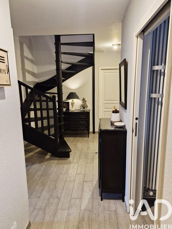 Maison - 95 m² - 5 pièces