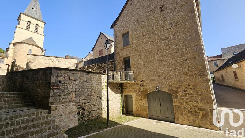Maison de village - 216 m² - 12 pièces