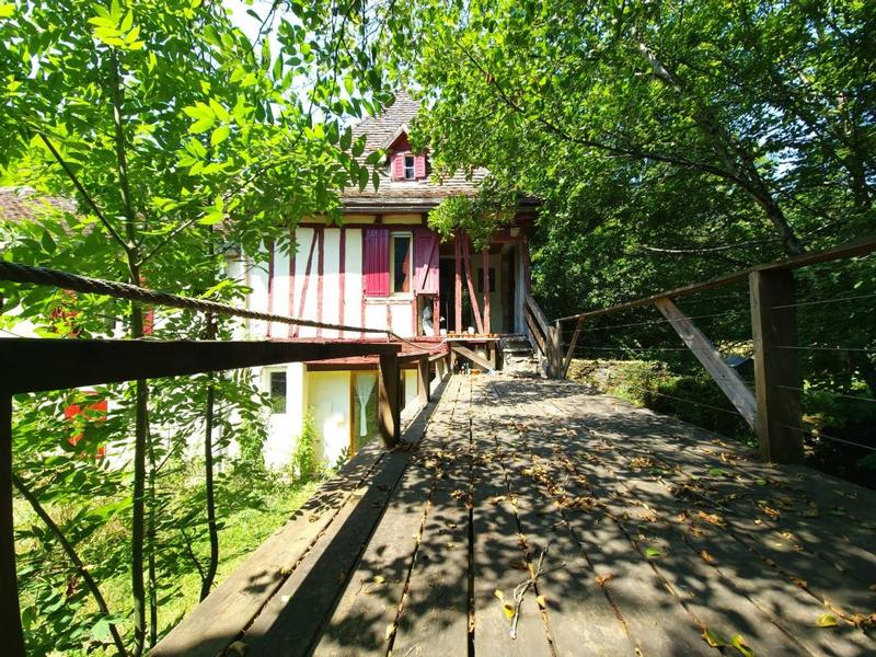 Moulin - 125 m² - 5 pièces