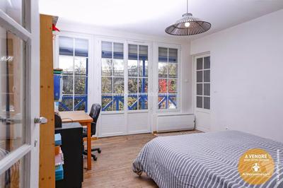 Appartement - 130 m² - 5 pièces