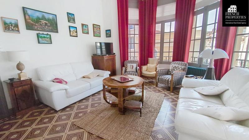 Appartement - 107 m² - 3 pièces