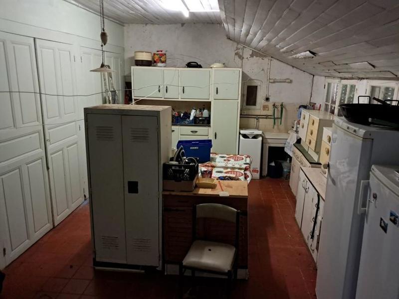 Propriété - 201 m² - 8 pièces