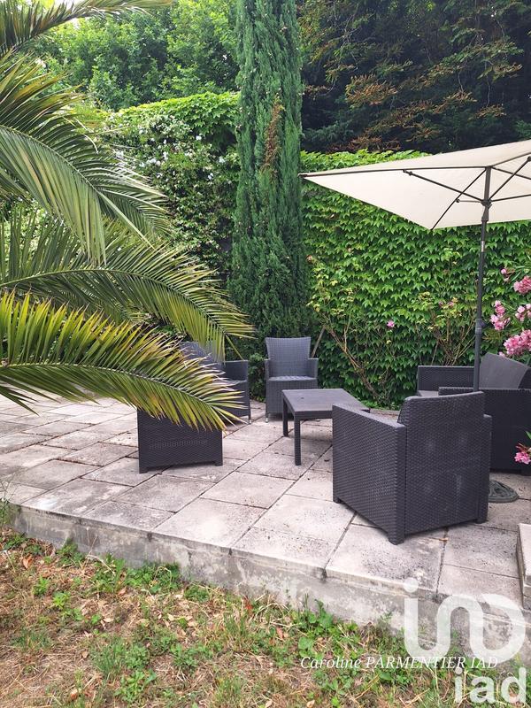 Maison - 460 m² - 10 pièces